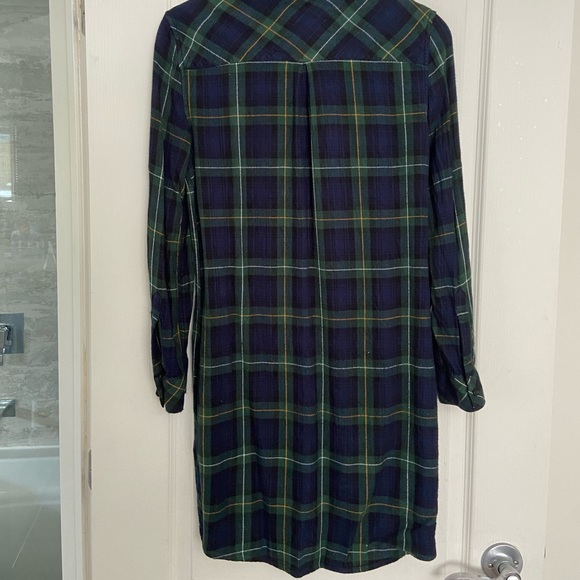 Long button up flannel - Picture 3 of 6